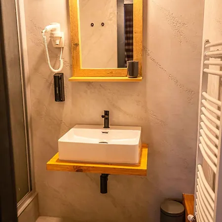 Kitzalpen هولرسباخ ام بنزغ